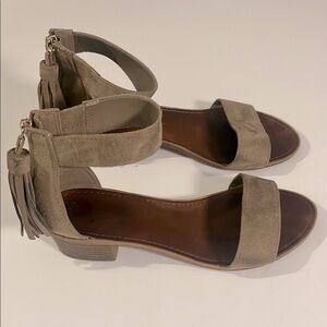 Rock & Candy Elegant Tan Suede Women's Sandals